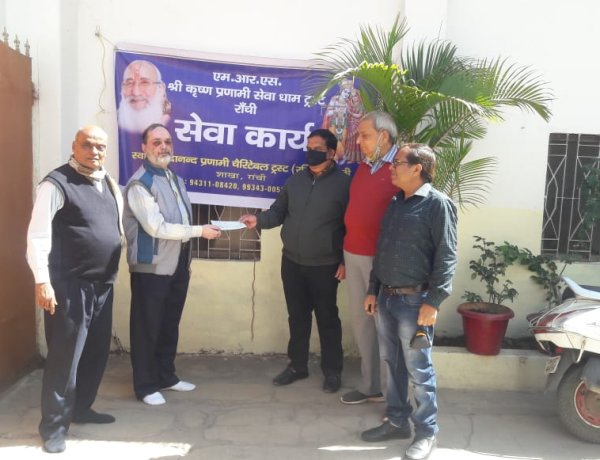 ट्रस्ट ने नेत्ररोग से पीड़ित पत्रकार को इलाज के लिए किया सहयोग