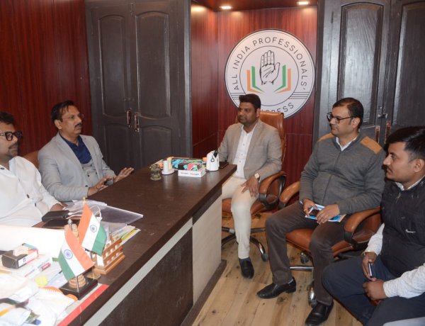 केन्द्र सरकार का बजट महज आईवाॅश: आदित्य विक्रम जायसवाल