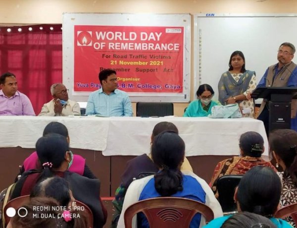 सतर्क तथा सावधान रह कर ही सड़क दुर्घटनाओं को टाला जा सकता है:- प्रो अशरफ