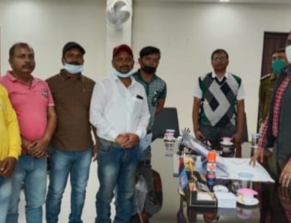 एआईएसएम जर्नलिस्ट वेलफेयर एसोसिएशन का प्रतिनिधिमंडल मिला सरायकेला-खरसावां के एसपी से