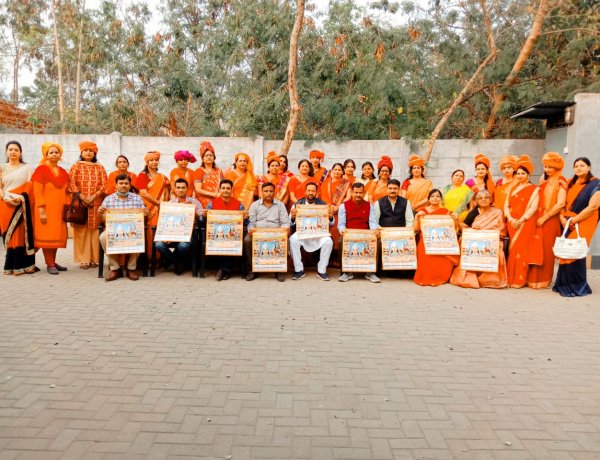 वीरांगना के कैलेंडर का हुआ लोकार्पण