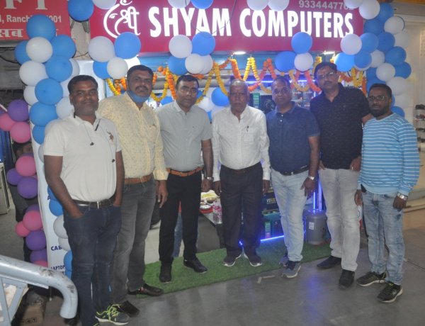 रोस्पा टावर में श्रीश्याम कंप्यूटर्स का शुभारंभ