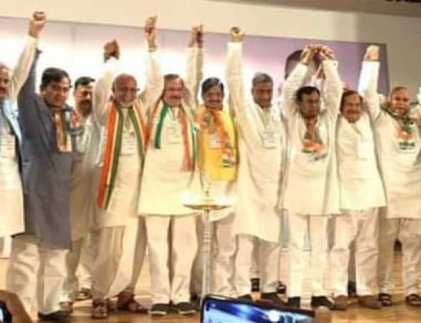 राजगीर में शुरू हुए दो दिवसीय नव संकल्प शिविर में कांग्रेसियों ने एकजुट होकर भरा हुंकार