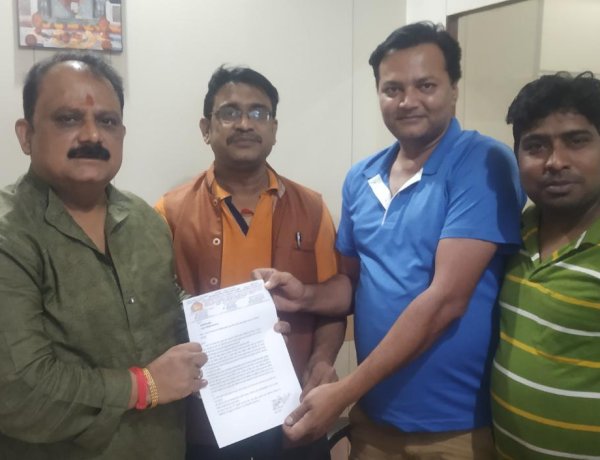 पत्रकारों की समस्याओं को लेकर एआईएसएम जेडब्लूए का प्रतिनिधिमंडल मिला पेयजल स्वच्छता मंत्री मिथिलेश ठाकुर से