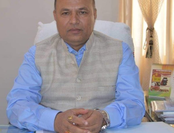 आयुक्त जटाशंकर चौधरी के मार्गदर्शन में विकास की बयार हुई तेज विनय मिश्रा