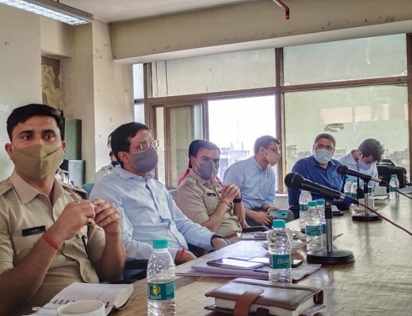 शबे बरात और होली को लेकर जिलास्तरीय शांति समिति की बैठक