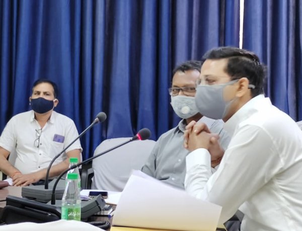 कोरोना की रोकथाम के लिए उपायुक्त छवि रंजन की पहल, बढ़ाई जाएगी ऑक्सीजन सपोर्टेड बेड और आईसीयू की संख्या