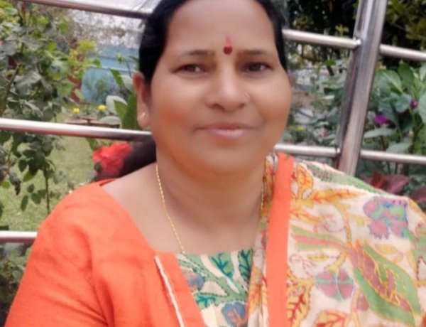 नगर निगम की नागरिक सुविधा फंड से पार्षद उर्मिला यादव ने एंबुलेंस की मांग की