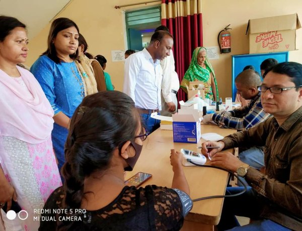 जीबीएम कॉलेज के एनएसएस स्वास्थ्य शिविर में व्याख्यान -सह-निःशुल्क रक्त समूह, रक्त चाप तथा हीमोग्लोबिन जाँच