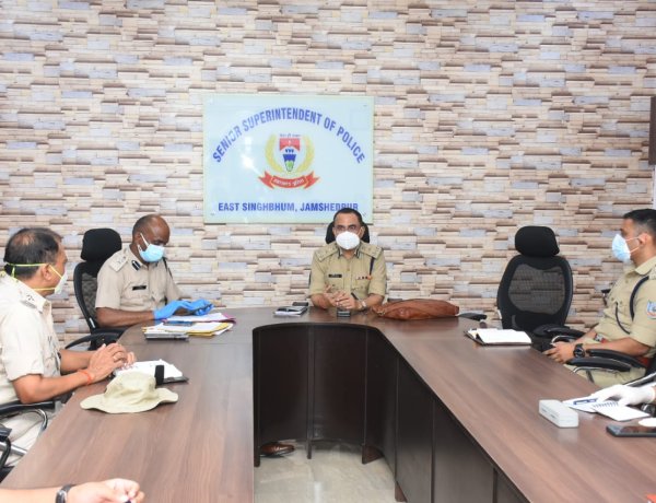 दवाओं व आवश्यक चिकित्सा उपकरणों की कालाबाजारी रोकने और मुनाफाखोरों के खिलाफ सख्त कार्रवाई का डीआईजी ने दिया निर्देश