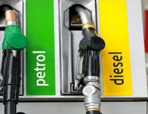 लाॅकडाउन से पेट्रोलियम पदार्थों की खपत घटी