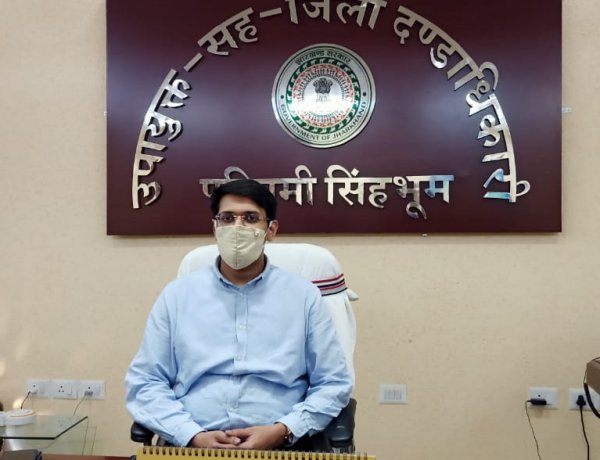 पश्चिम सिंहभूम के डीसी अनन्य मित्तल ने कोरोना जांच के लिए लैब संचालकों को दिया निर्देश, निर्धारित दर से अधिक राशि लेने वालों पर होगी कार्रवाई