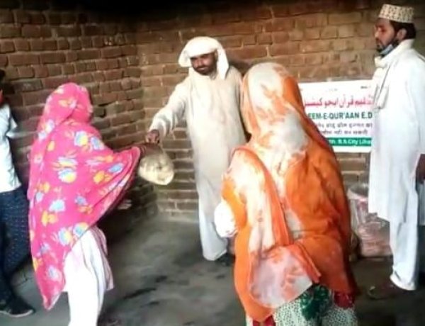 पैगाम तालीम क़ुरआन एजुकेशनल ट्रस्ट ने जरूरतमंदों को दी खाद्य सामग्री