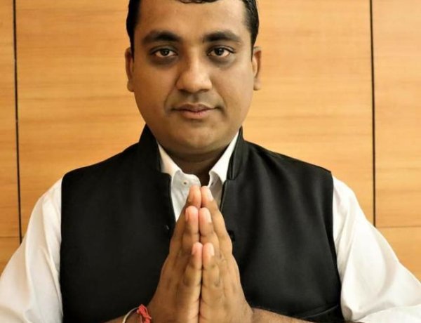 शेष 9 जिलों के व्यापारियों को भी राहत दे सरकार : दीपेश निराला