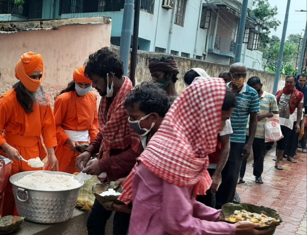 कोरोना काल में आनन्द मार्ग का सेवा कार्य अनवरत जारी