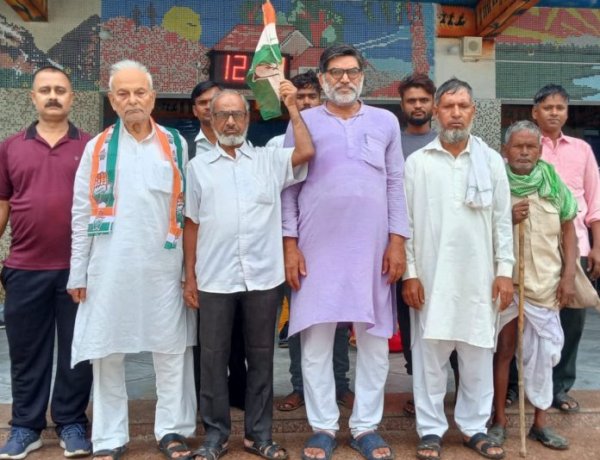 आपदा को अवसर बनाते हुए भारतीय रेल आमजन को लूटने का काम कर रही है:-कांग्रेस