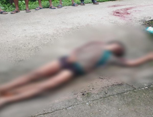 धारदार हथियार से गला रेत की गयी हत्या ,जाँच में जुटी पुलिस