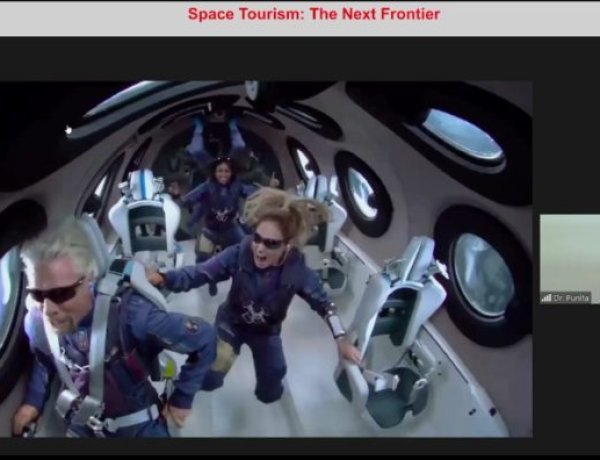 अंतरिक्ष की सैर, अब आप भी कर सकेंगे चांद और मंगल की यात्रा,बन रही है योजना