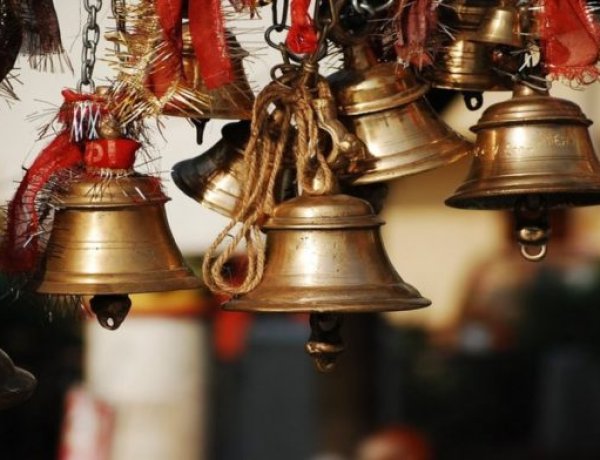 जाने, मंदिर मे घंटी क्यों बजाई जाती है