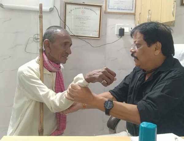 नि:शुल्क चिकित्सा शिविर का आयोजन, शिविर में 310 मरीज लाभांवित, मरीजों को दी दवाइयां