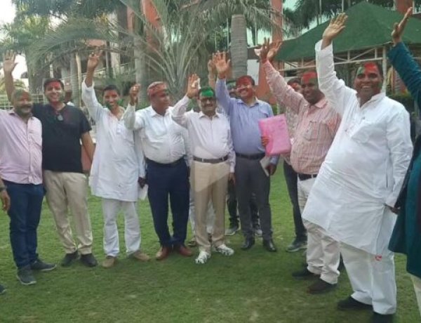 गया जिला पेट्रोलियम डीलर एसोसिएशन ने आयोजित किया होली मिलन समारोह