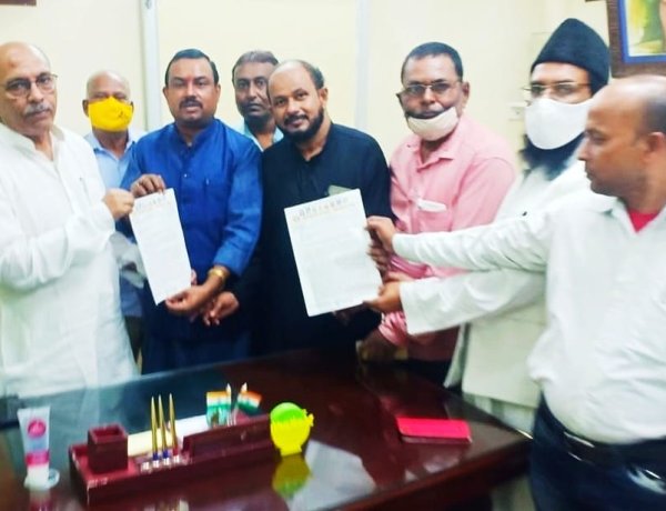 ओबीसी मंच ने स्पीकर और मंत्री को सौंपा ज्ञापन, आजसू सुप्रीमो सुदेश महतो से भी मिलेगा प्रतिनिधिमंडल : कैलाश यादव