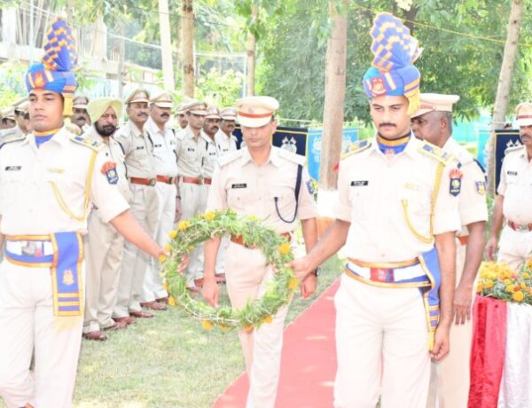 सीआरपीएफ मुख्यालय में शहीद जवानों की याद में मनाया शौर्य दिवस