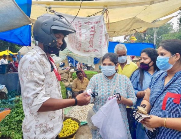 जेसीआई रांची उड़ान ने किया मास्क का वितरण