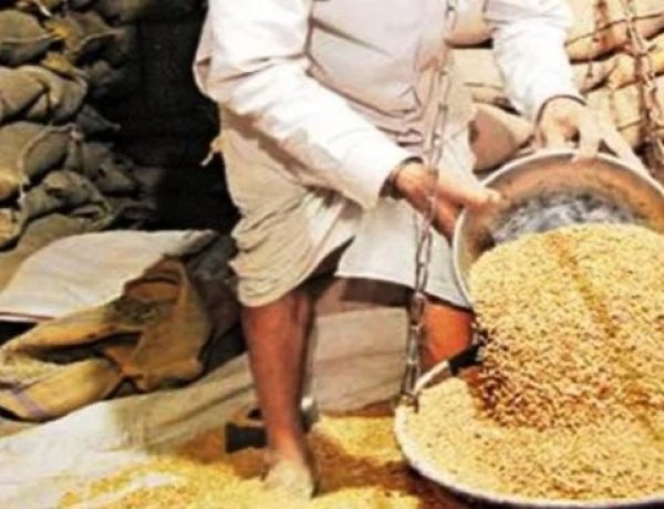 पीडीएस दुकानों पर सतर्कता विभाग द्वारा प्रतिनियुक्त किये गए 40 शिक्षकों से क्षेत्र शिक्षा पदाधिकारी ने स्पष्टीकरण मांगा