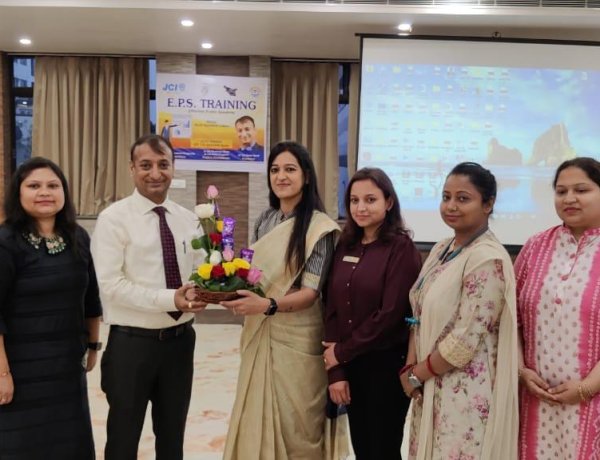 जेसीआई रांची उड़ान द्वारा आत्मविश्वास बढ़ाने संबंधी प्रशिक्षण दिया गया