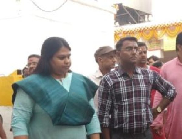 देवघर : जल्द लगेगा मंदिर के सभी प्रवेश द्वार में थर्मल स्कैनर- उपायुक्त