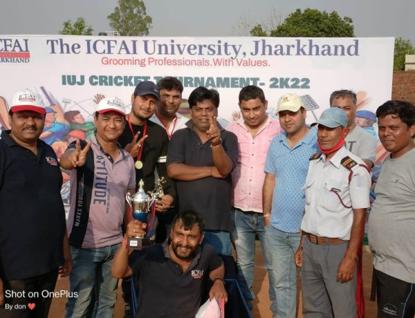 इक्फाई विश्वविद्यालय में “इक्फ़ाई क्रिकेट टूर्नामेंट 2K22” का आयोजन
