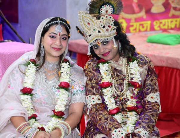 श्रीमद्भागवत कृष्ण कथा का तीसरे दिन स्वामी श्री सदानंद जी महाराज के सानिध्य में गर्म वस्त्र का वितरण