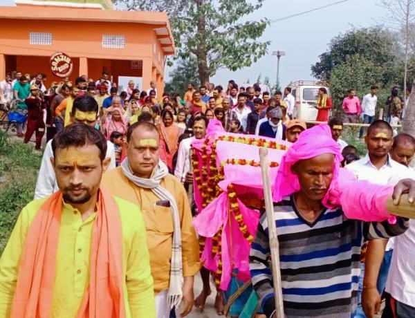 करनौती शिव मंदिर में महाशिवरात्रि का पर्व धूमधाम से मनाया गया