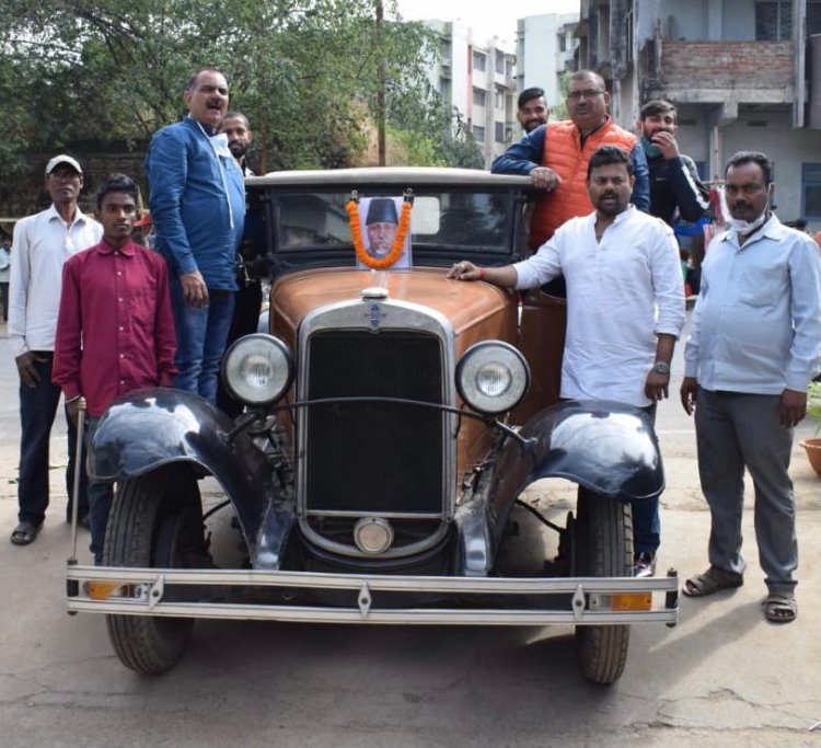 कांग्रेसजनों ने मनाई मौलाना अबुल कलाम आजाद की जयंती