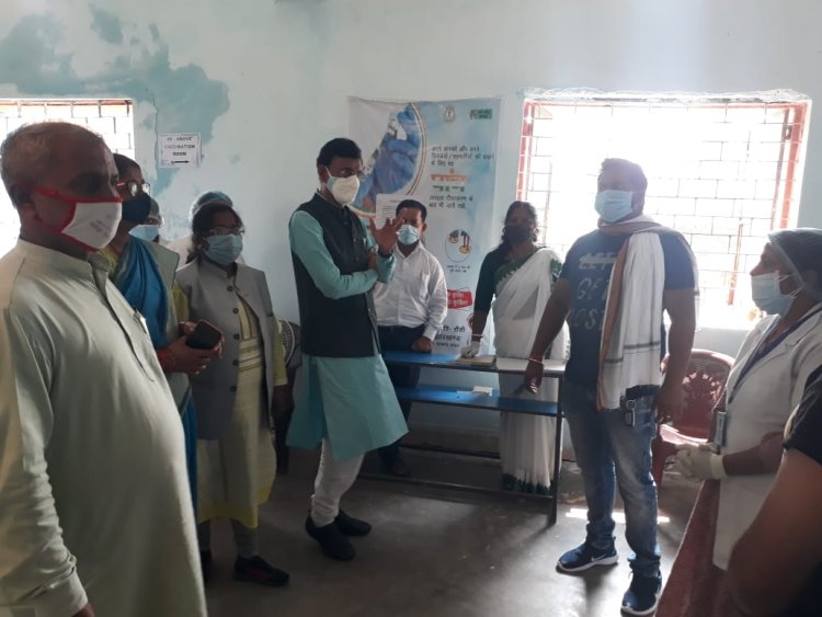 सांसद ने नामकुम सामुदायिक स्वास्थ्य केंद्र एवं ESI हॉस्पिटल का किया निरीक्षण