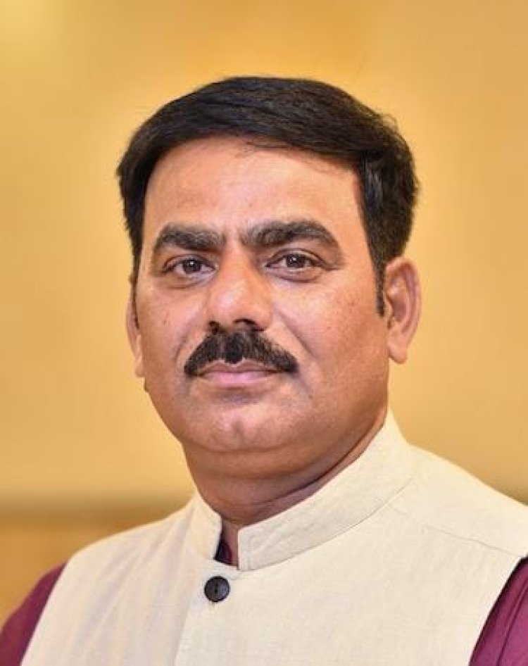 केंद्र सरकार की जनविरोधी नीतियों से जनता त्रस्त : शशिभूषण राय