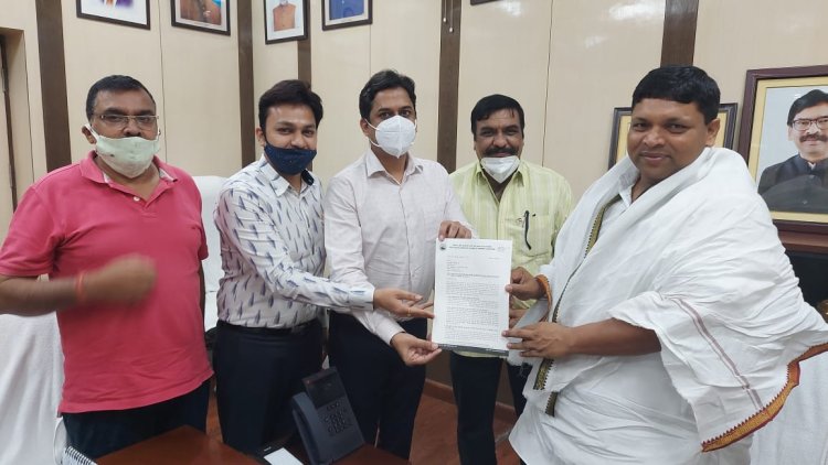 बाजार समितियों की समस्याओं को लेकर कृषि मंत्री के से मिला चैंबर का प्रतिनिधिमंडल