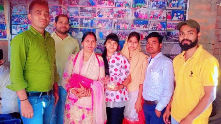 फ्यूचर लाइन कोचिंग सेंटर के विद्यार्थियों ने बिहार बोर्ड मैट्रिक परीक्षा में दिखाया सफलता का जलवा:- निदे॔शक मो. दाऊद