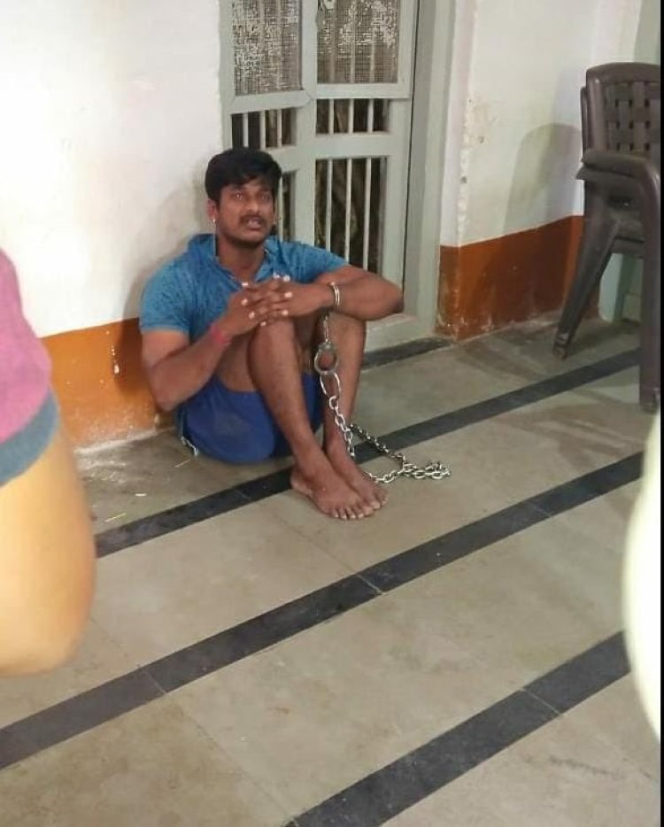 कर्नाटक पुलिस हुई शर्मसार, थाने में बंद कर सीआरपीएफ कोबरा कमांडो को बुरी तरह पीटा