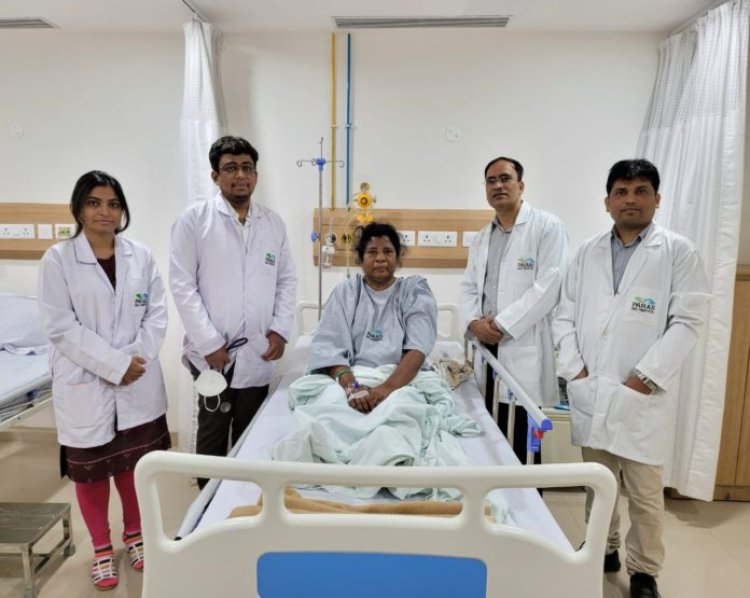 पारस एचईसी अस्पताल में दुर्लभ 2.5 किलो के ट्यूमर की हुई सफल सर्जरी