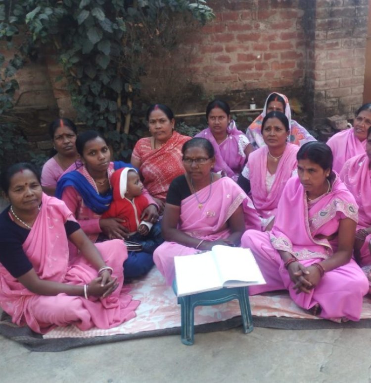 मानव तस्करी के खिलाफ नारी शक्ति सेना (गुलाबी गैंग) का राजभवन के समक्ष धरना आठ को