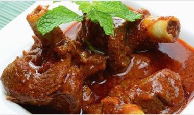 पूर्व सीएम द्वारा आयोजित वनभोज में मटन खाने के विवाद को लेकर भाजपा कार्यकर्त्ता आपस में भिड़े,9 घायल,3 की हालत चिंताजनक