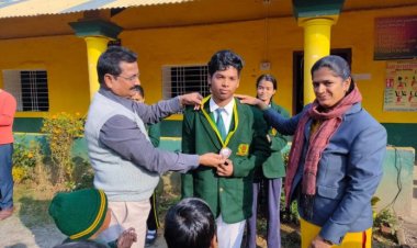 राज्यस्तरीय ताइक्वांडो प्रतियोगिता में डीपीएस के कमलेश महतो को मिला तृतीय पुरस्कार, स्कूल के प्राचार्य ने किया सम्मानित