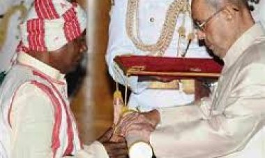 तंगहाली में जीवन यापन कर रहे पदम् श्री सिमोन उराव, मांडर विधायक बंधु तिर्की ने सहायता हेतु मुख्यमंत्री हेमंत सोरेन को लिखा पत्र