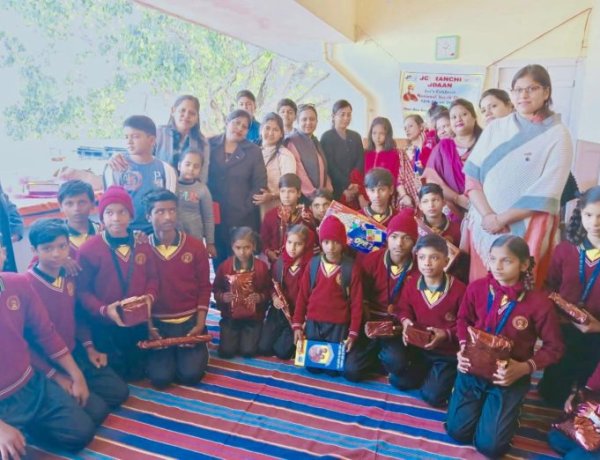 जेसीआई उड़ान ने स्कूली बच्चों संग मनाया राष्ट्रीय युवा दिवस