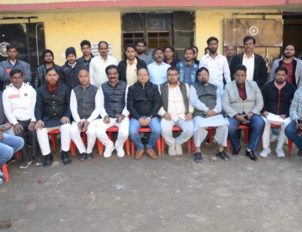 एआइएमआइएम के प्रदेश कार्यकारिणी की बैठक सम्पन, हुब्बान मलिक,असीम वक़ार को पार्टी से हटाने की मांग