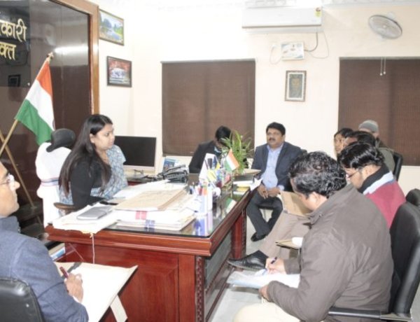 देवघर- जिला स्तर पर चालक व अनुसेवक के रिक्त पदों पर बहाली जल्द- उपायुक्त