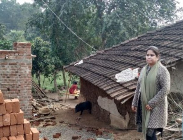 पाकुड़- मासांत तक पूरा करें लंबित पीएम आवास कार्य- बीडीओ