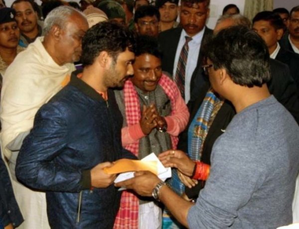 सीएम हेमंत ने की घोषणा, मृत पंडा के भाई को नौकरी और 2 लाख़ मुआवजा देंगे